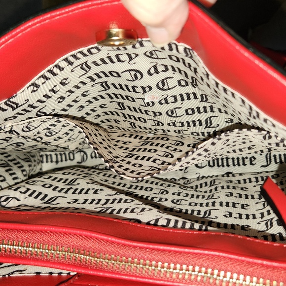 Juicy Couture Red Tote Bag with Structured Design and Leather-like Material - Picture 7 of 11
